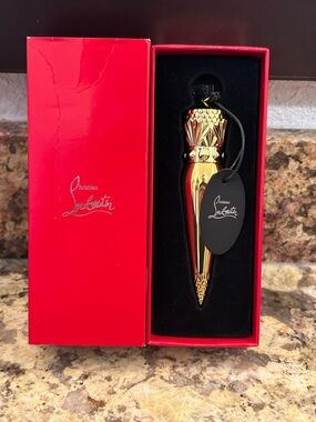 Christian Louboutin Lipstick-in Signature Box NWT 💄